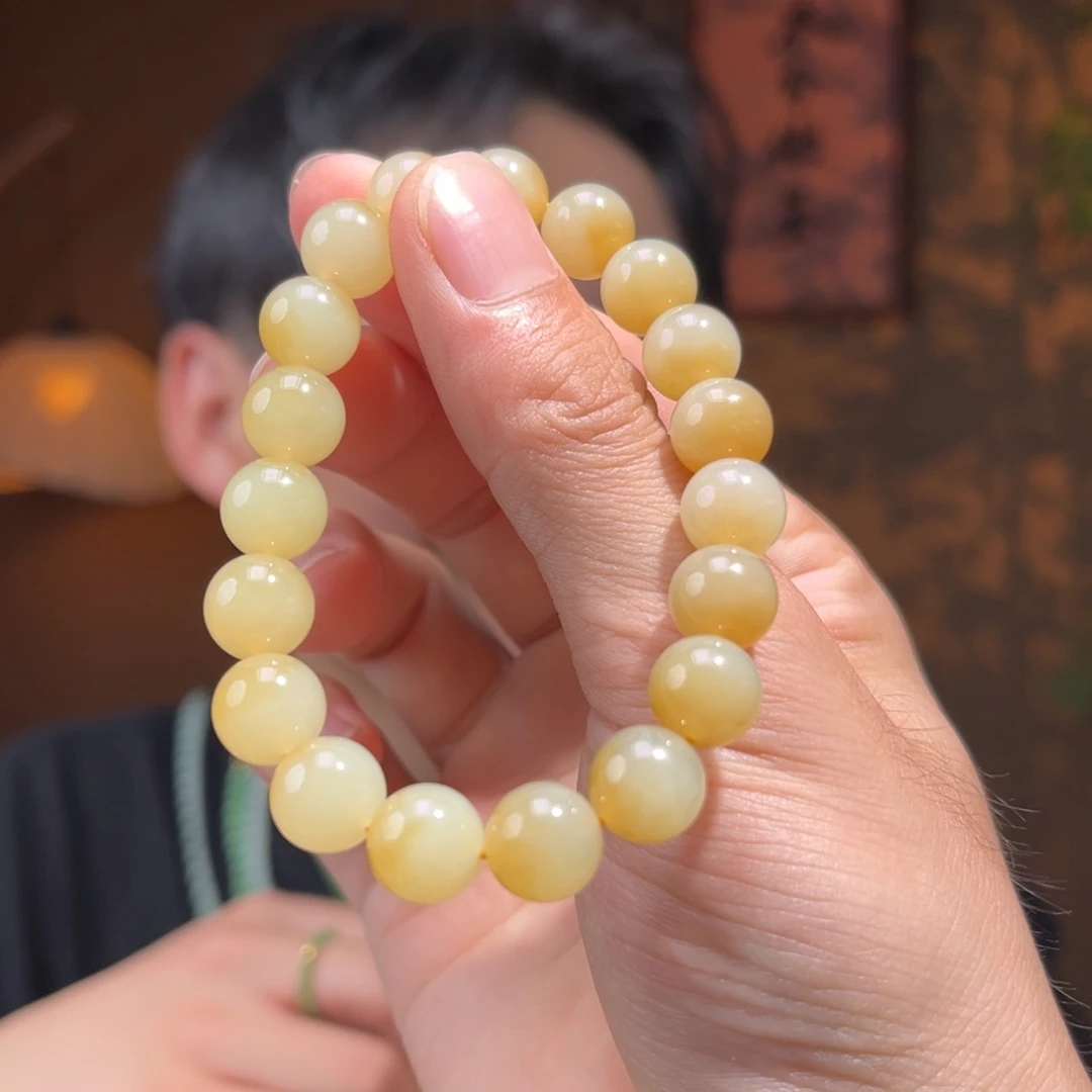 未镶嵌手串和田玉金山糖白2000卡10mm