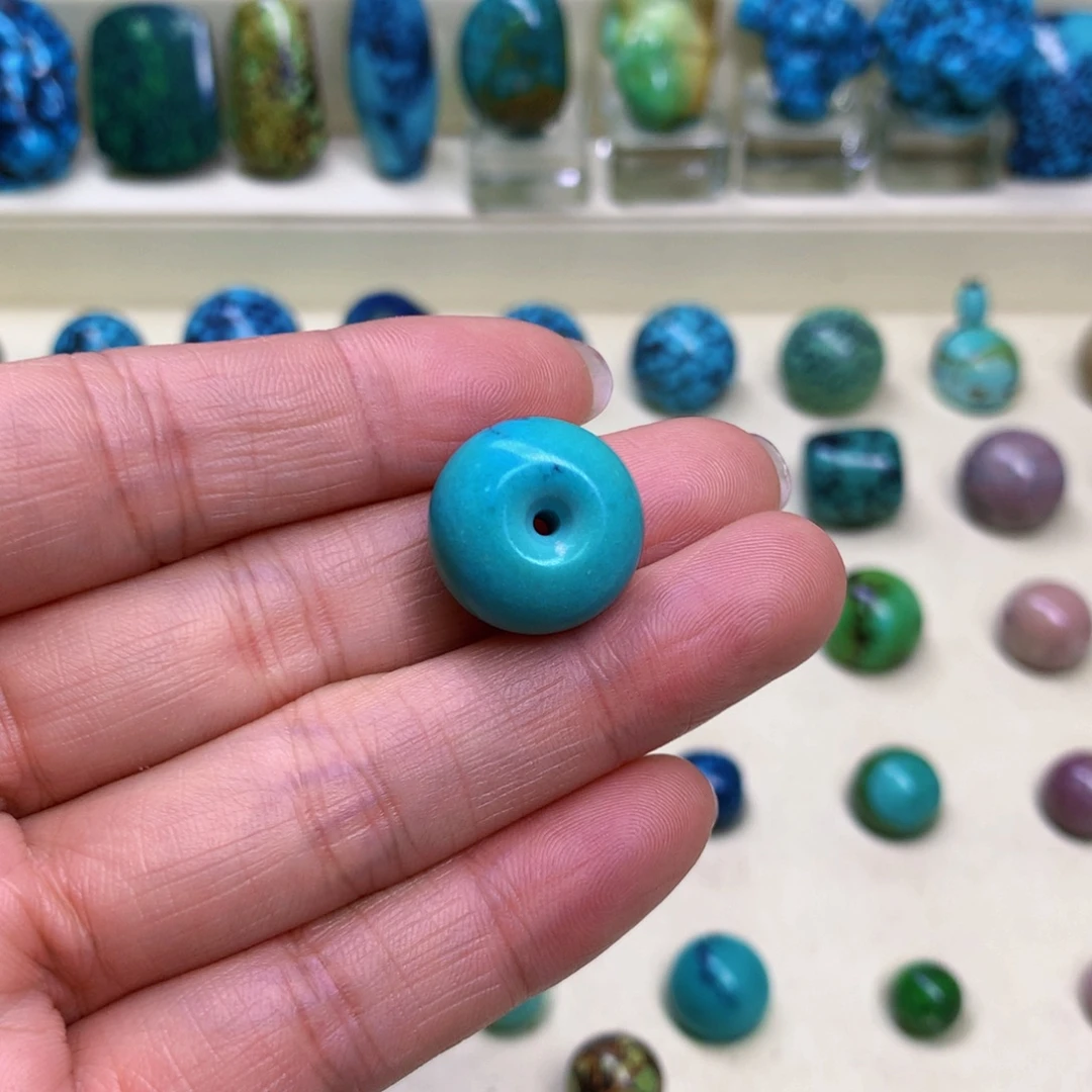 绿松石未镶嵌三彩随行