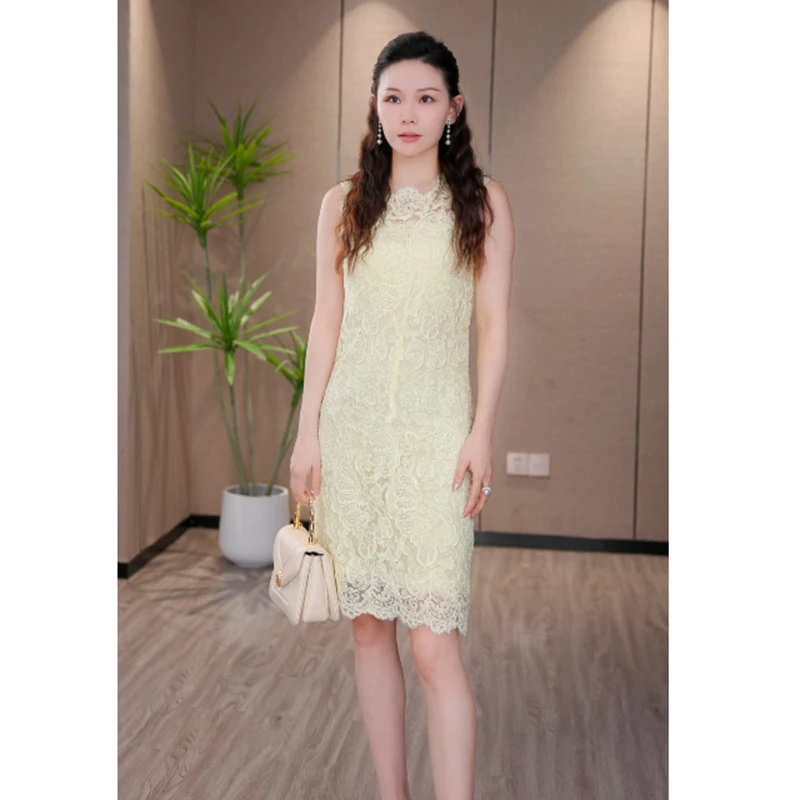 薄荷绿显瘦气质蕾丝刺绣拼接吊带修身无袖连衣裙夏季