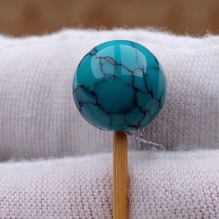 绿松石未镶嵌珠宝奇石11