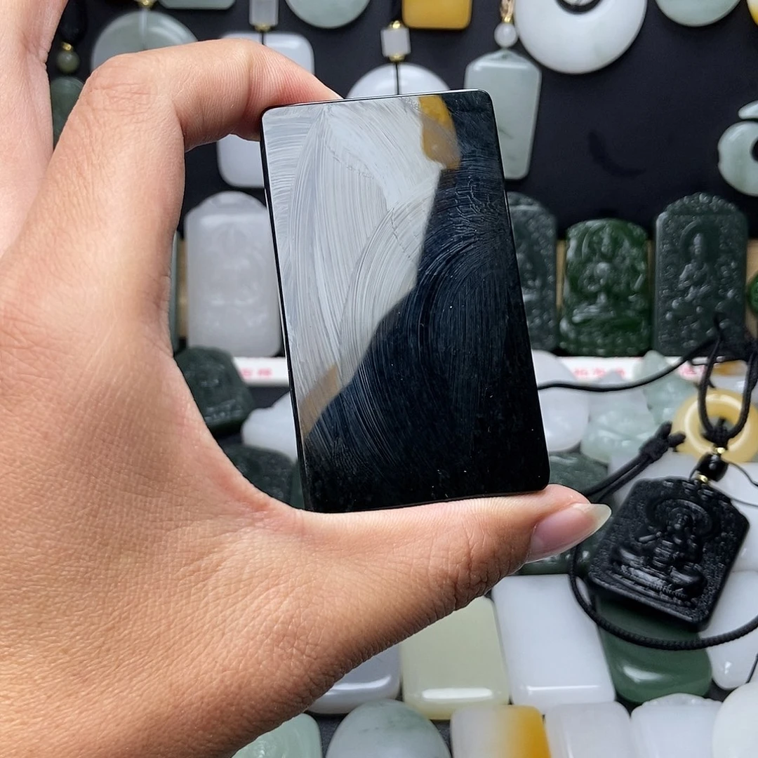 颈饰未镶嵌和田玉吴*子