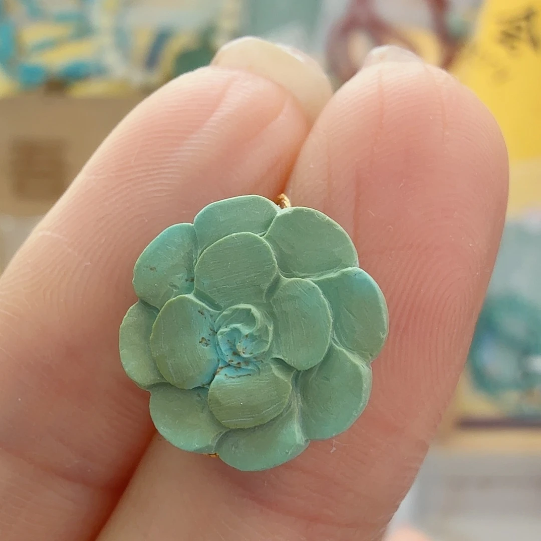 绿松石未镶嵌珠宝奇石