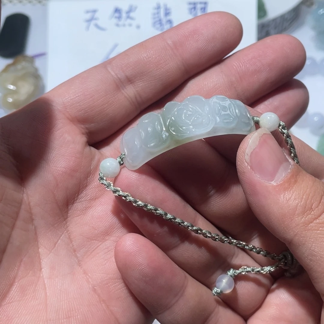 翡翠颈饰未镶嵌天然