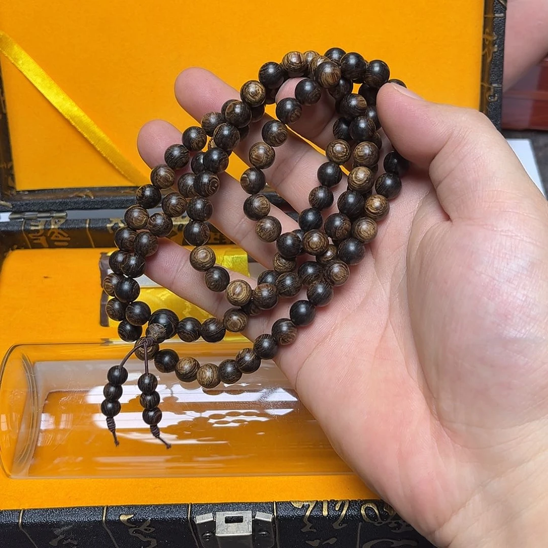 大叶紫檀（黑酸枝木类）