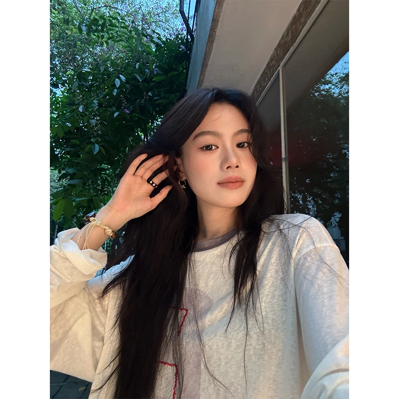 Seyora【夏日】薄款设计感上衣斜肩字母印花防晒长袖T恤 T34769SY52