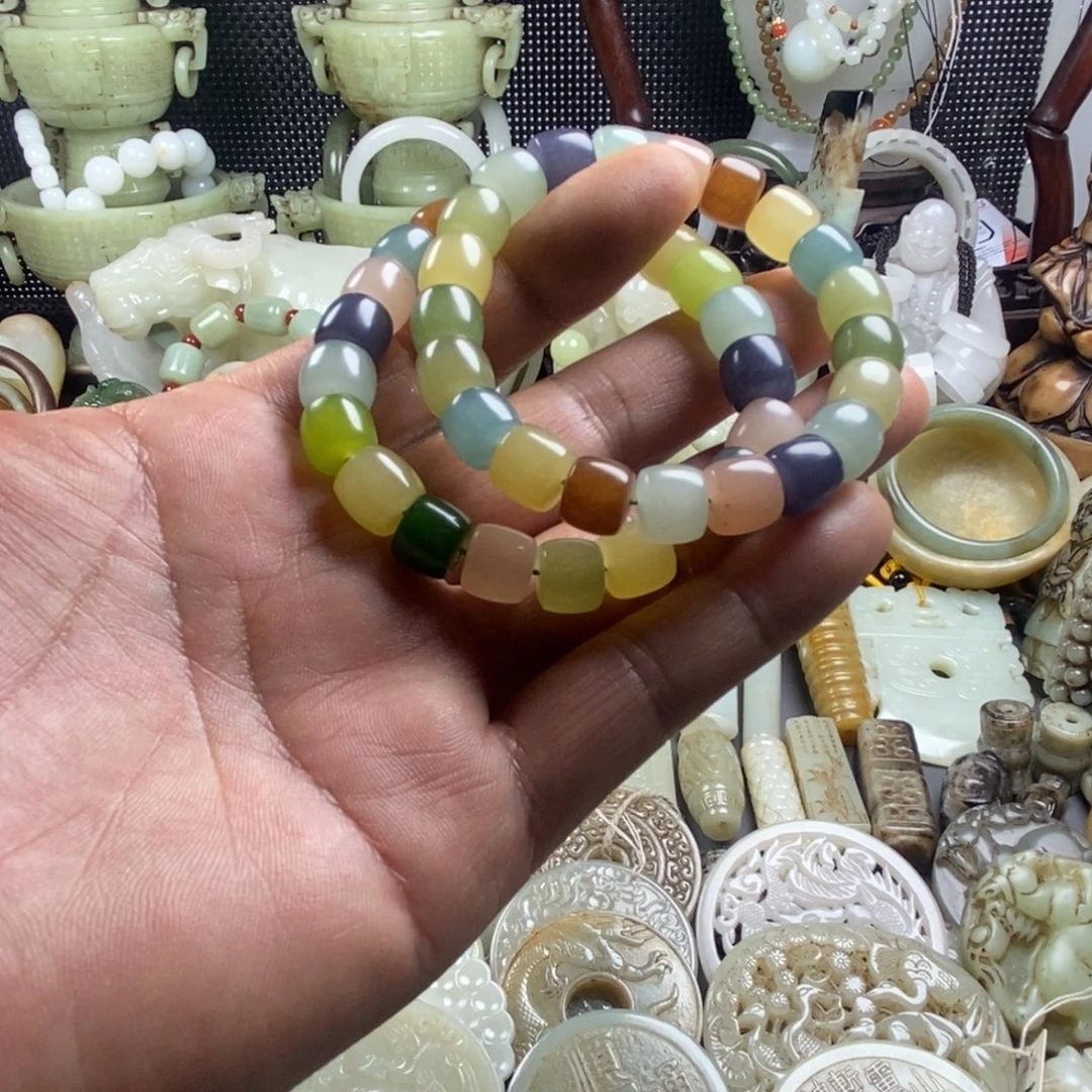 和田玉（糖玉）未镶嵌颈饰