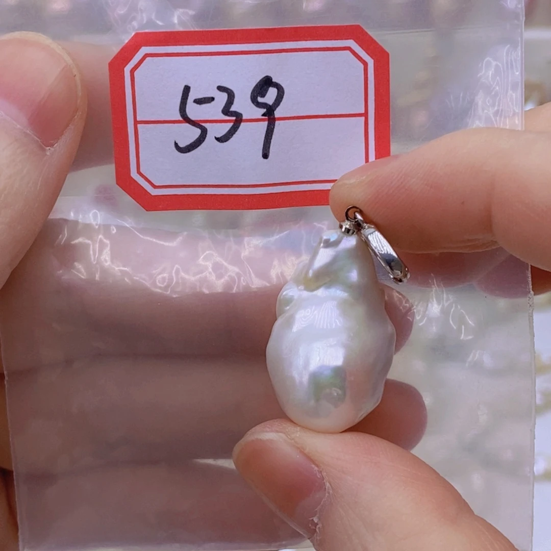 银S925镶嵌淡水珍珠颈饰