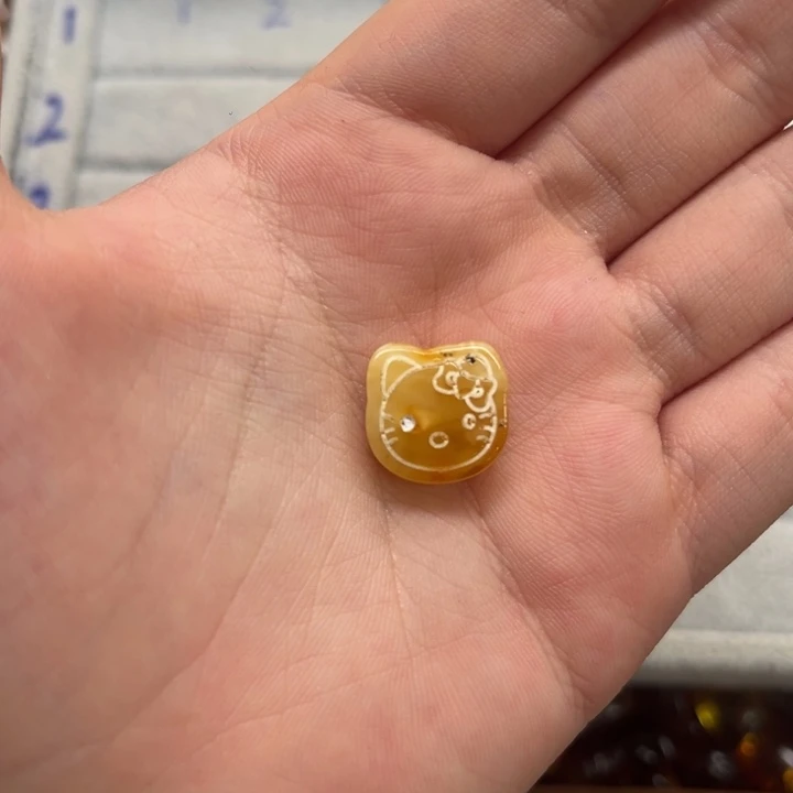 未镶嵌蜜蜡裸石?****?天然蜜蜡配件
