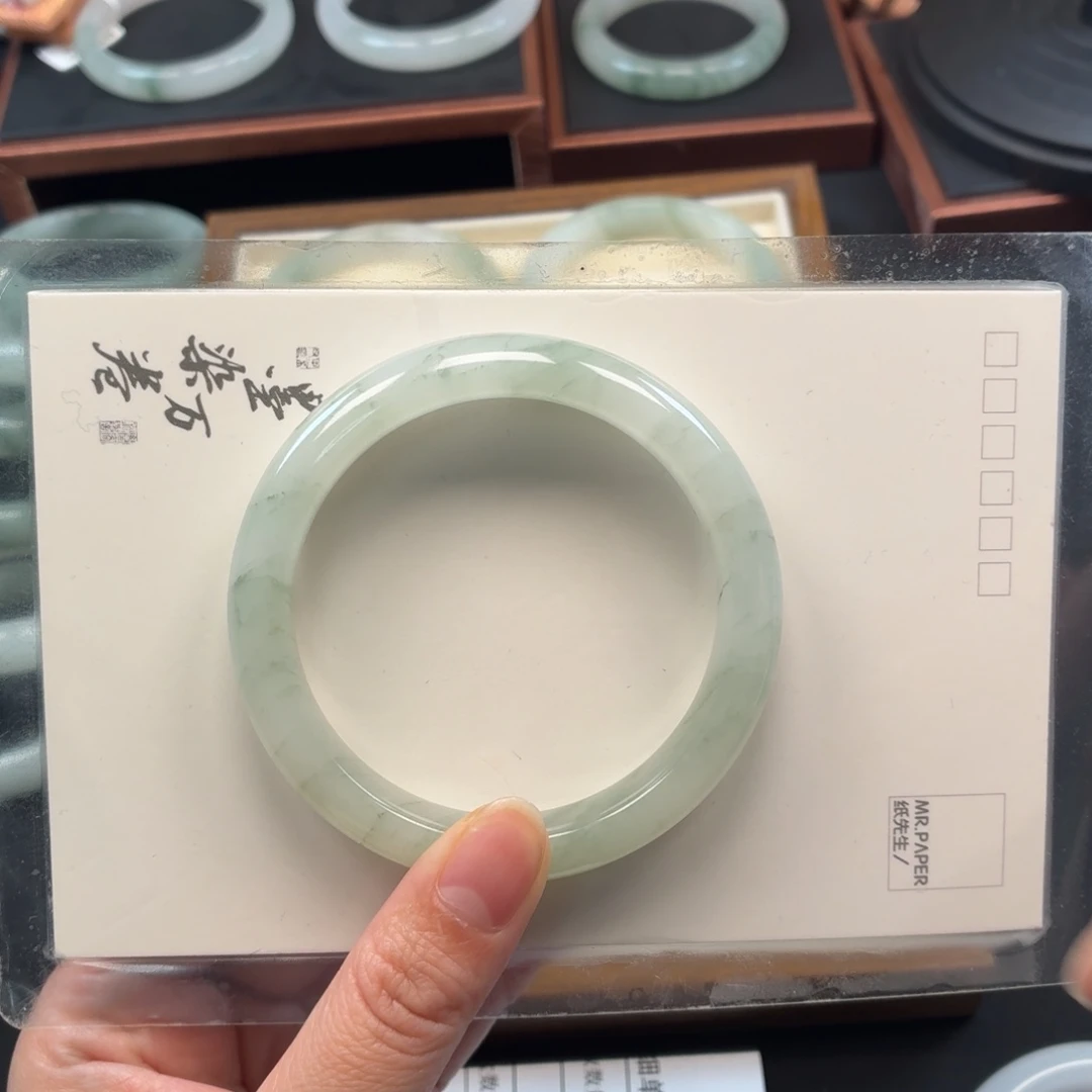 三***哟石英质玉未镶嵌手镯9