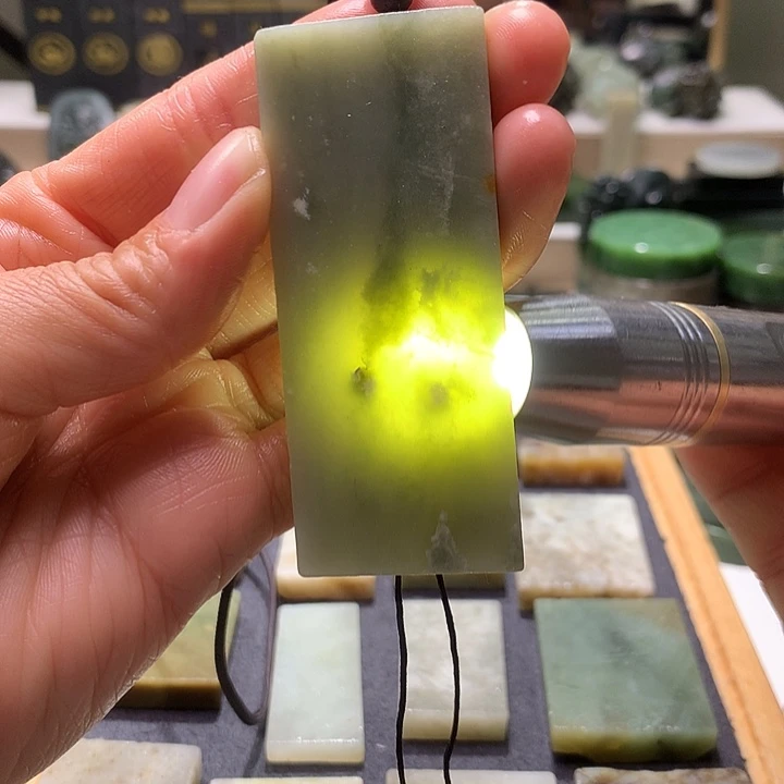 和田玉未镶嵌珠宝半成品