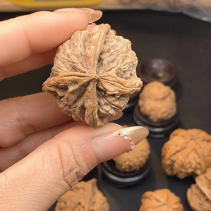 文玩核桃吊坠麦*磕碰瑕疵不退不换