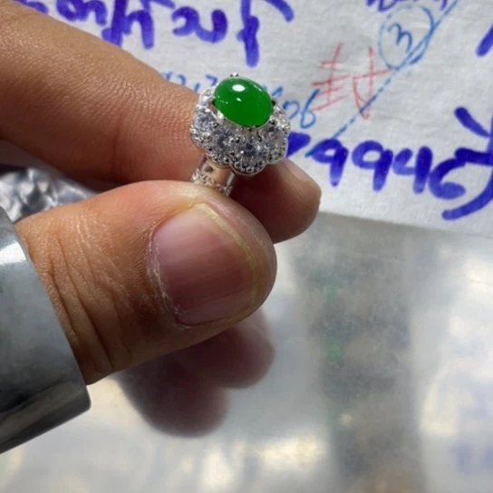 未镶嵌定制翡翠蛋面