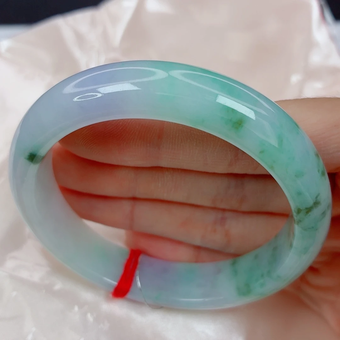 翡翠未镶嵌手镯58正圈，淡春带彩飘花，026