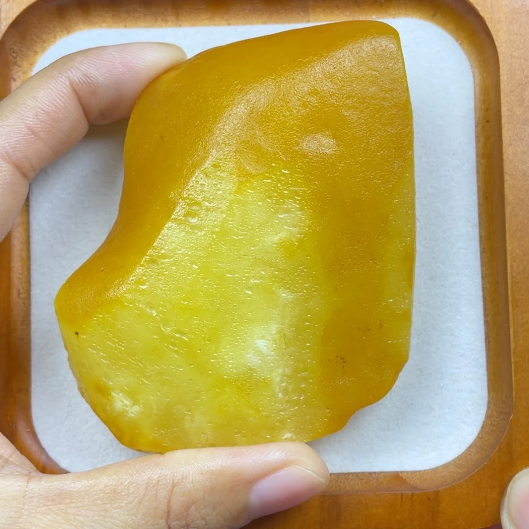 .***溟定制琥珀未镶嵌定制