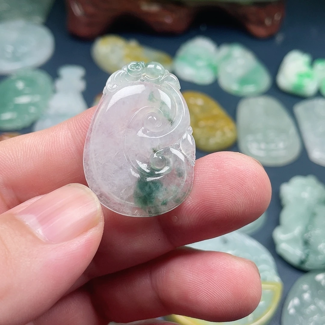 翡翠未镶嵌吊坠(不含链)如意