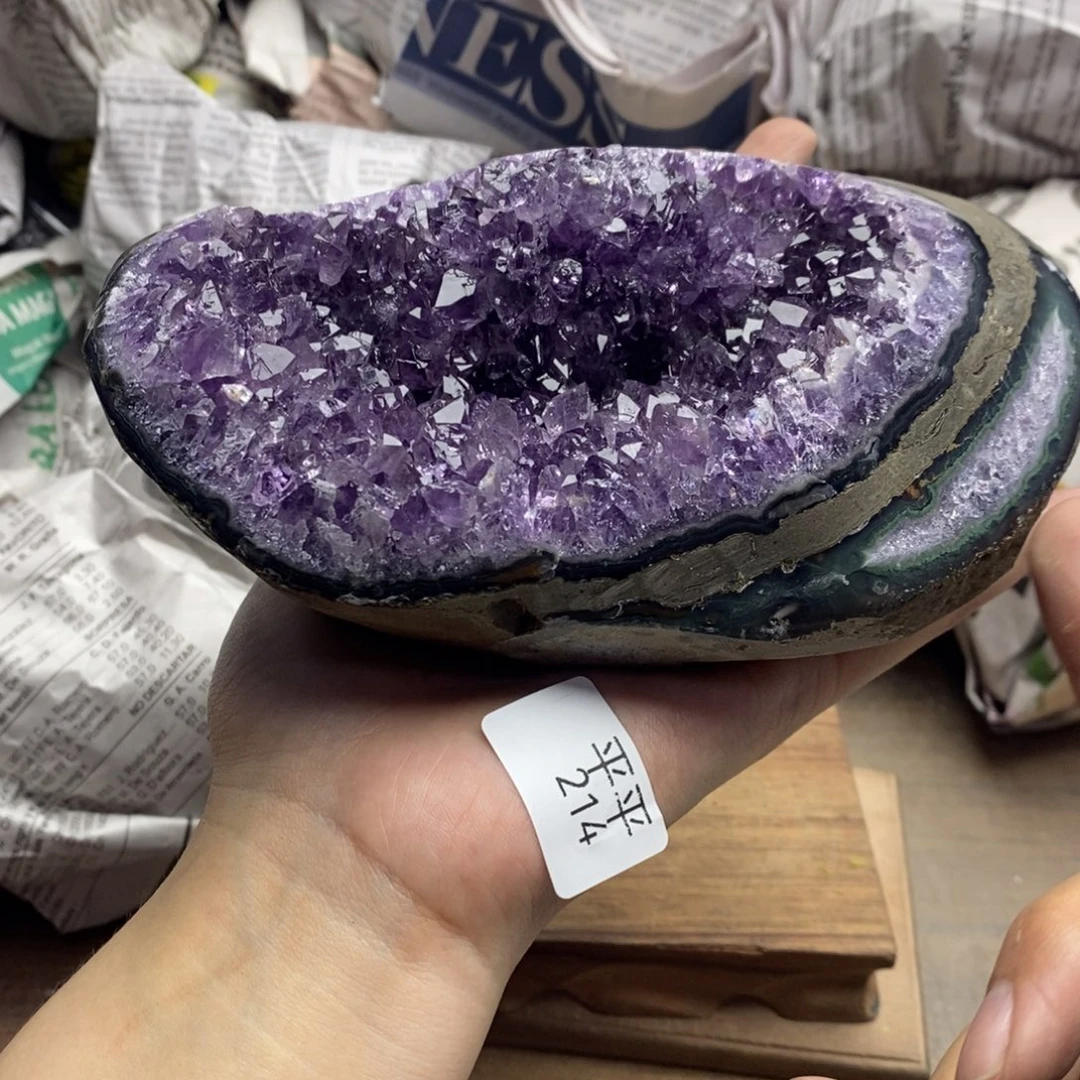 紫晶未镶嵌大型摆件（非配饰）