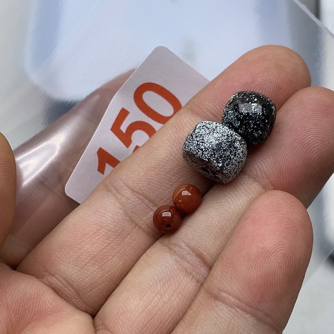 南红玛瑙未镶嵌珠宝奇石