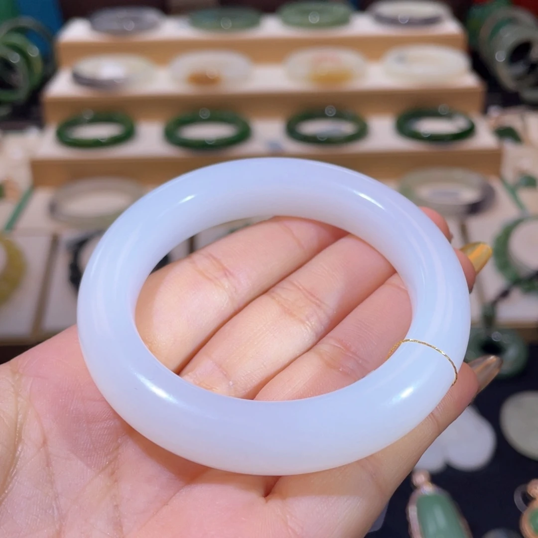 和田玉收藏级山流水手镯52、53未镶嵌