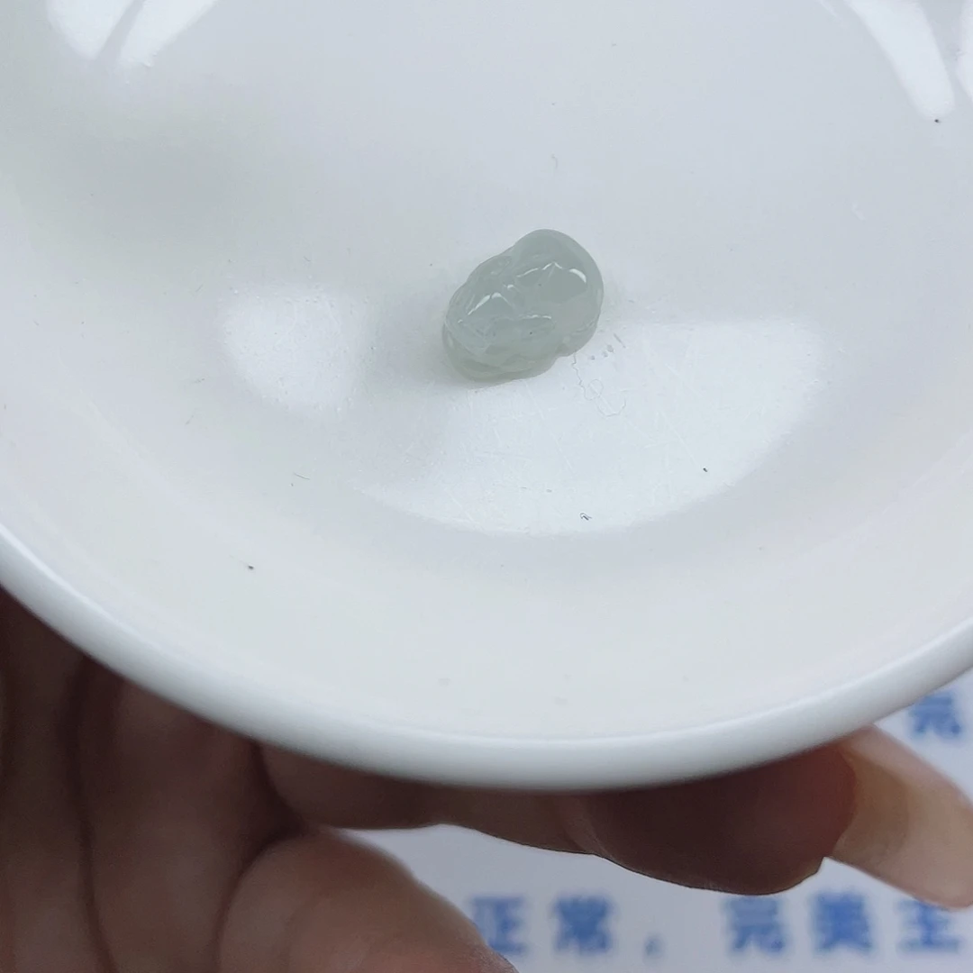 翡翠散珠貔貅小滴溜1颗