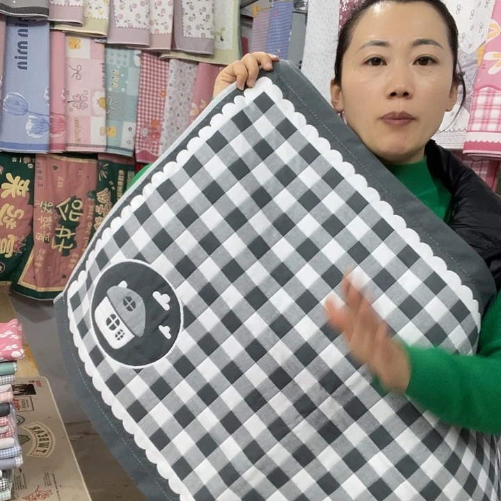 棉特价黑色小房子