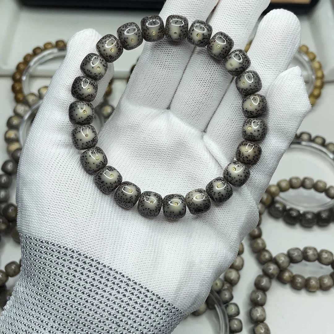 星月菩提手串10mm黑冰双留白