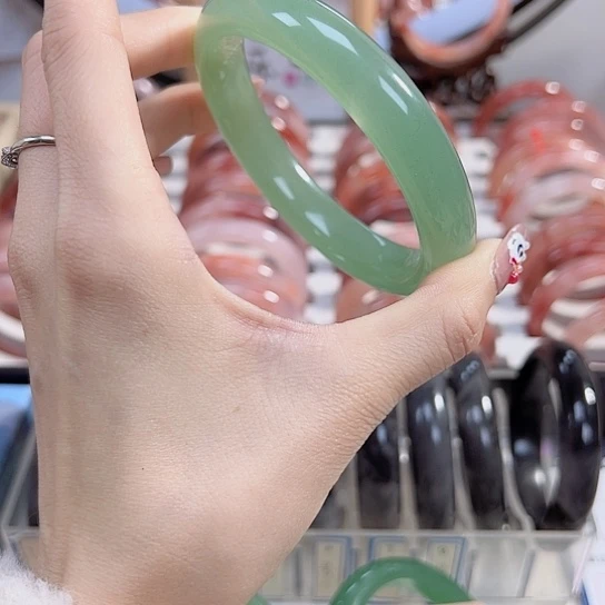 石英质玉手镯未镶嵌A***-