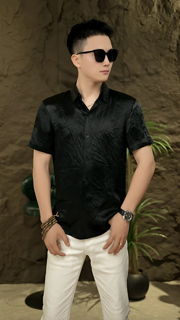 CNCENG男士夏季新款时尚潮流轻奢商务休闲净版无痕短袖洋气修身