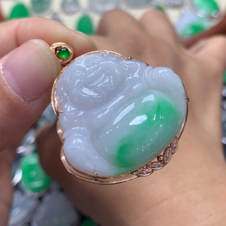 翡翠吊坠(不含链)18K金镶嵌