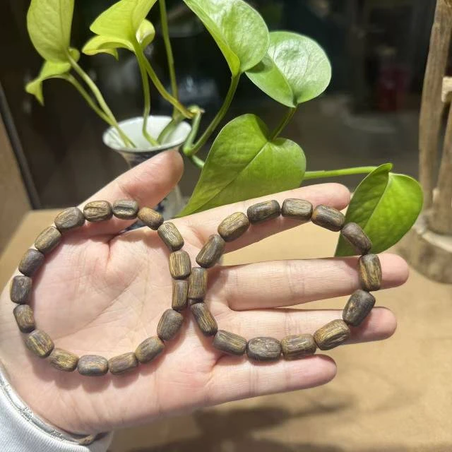 沉香【地主专属】7 G27229-白奇楠沉香树心油-多样性发其一-9-10mm