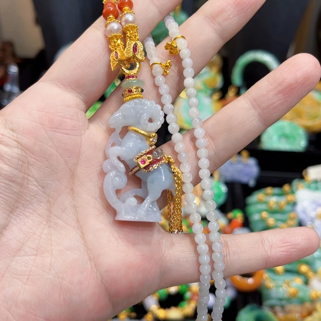 昱***瑶翡翠合金吊坠(赠链)买断不退