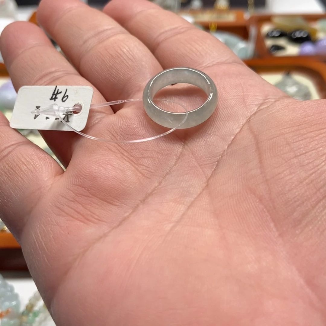 未镶嵌手链翡翠?*翡翠