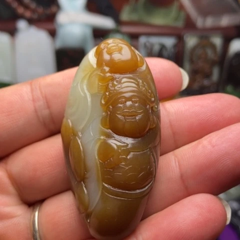 未镶嵌手镯和田玉（糖玉）