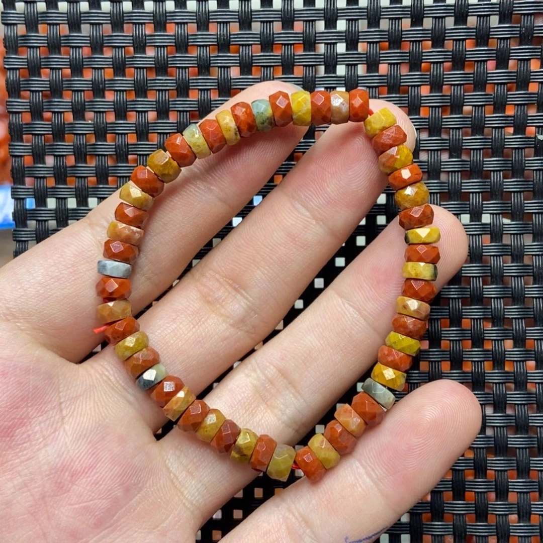 南红玛瑙未镶嵌手串5+’mm