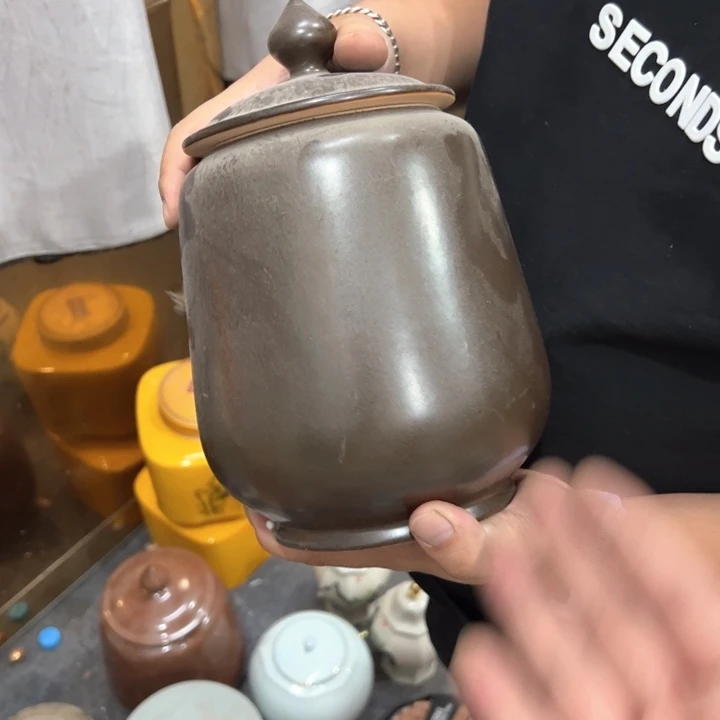 瑕疵福利品陶瓷茶叶罐介意勿拍