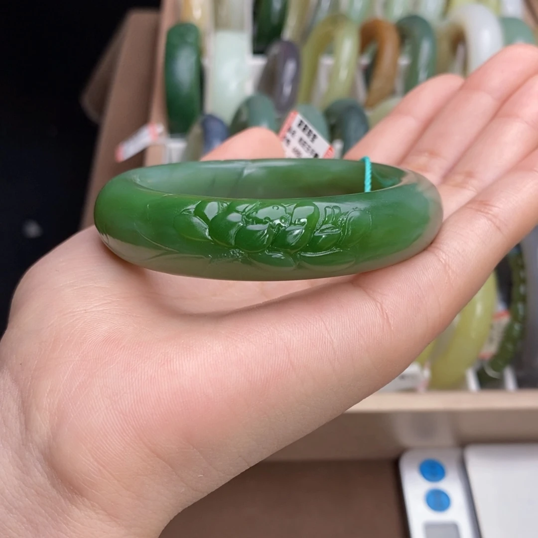 和田玉未镶嵌手镯手镯 54