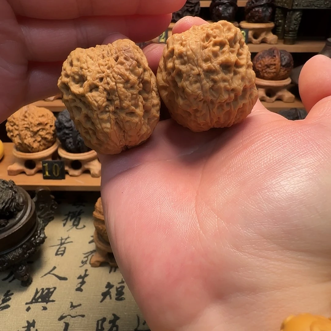 核桃把件观山蟾尊45尺