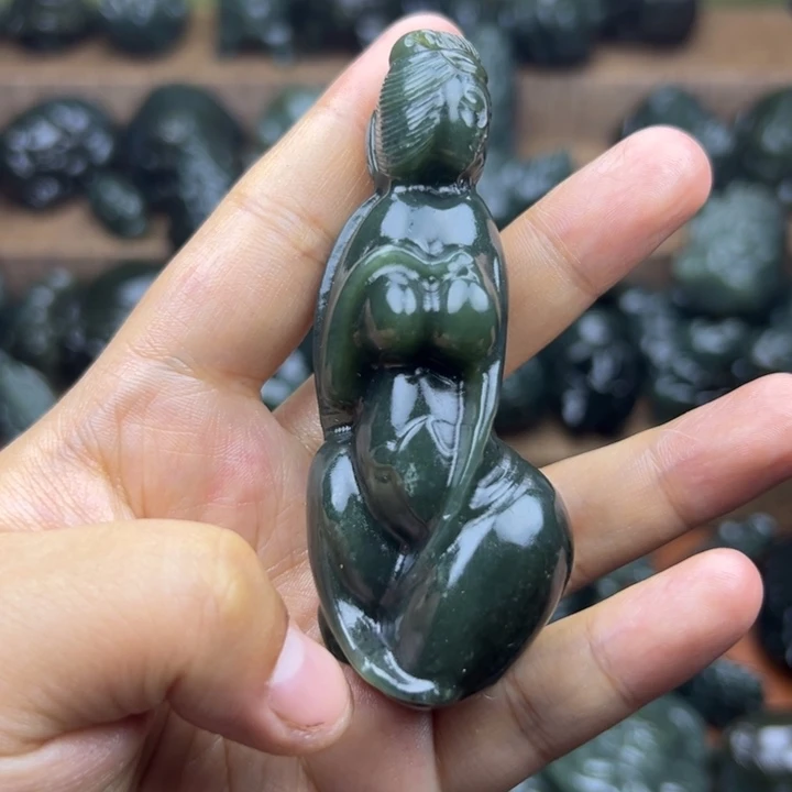 和田玉未镶嵌挂件