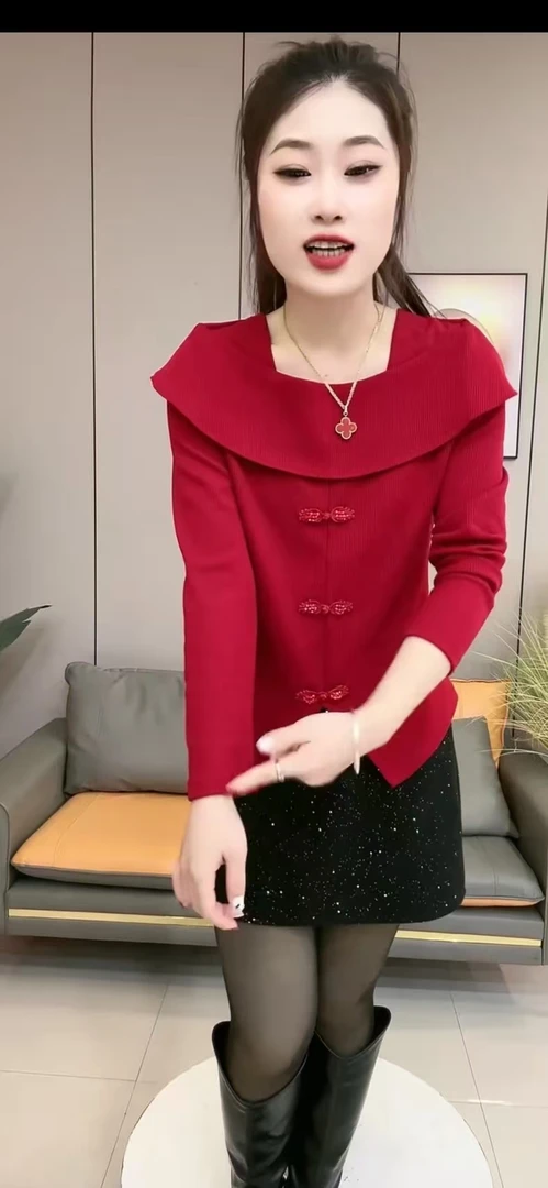 2025 秋冬新款长袖方口领复古T恤衫显瘦洋气打底衫上衣女内搭小衫