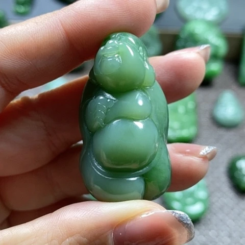 【闪购商品】颈饰未镶嵌和田玉