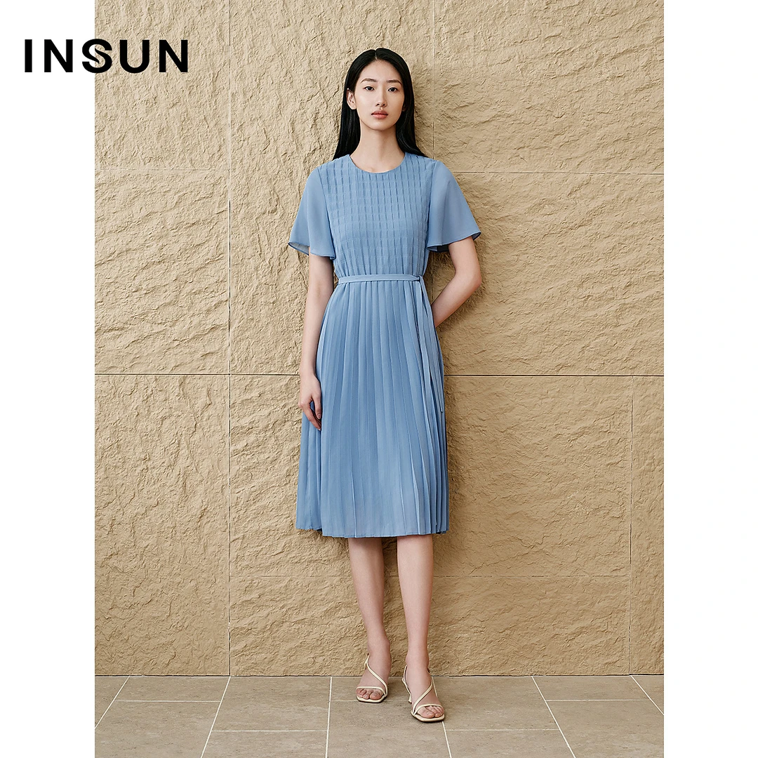 INSUN恩裳专选2025夏季压褶肌理感收腰雪纺连衣裙