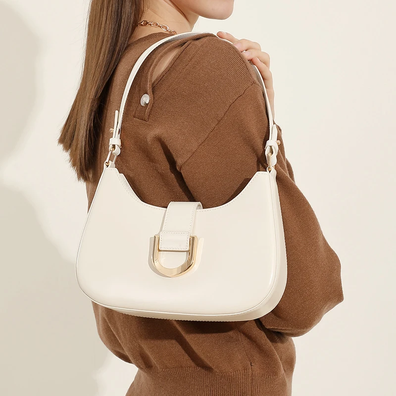 小众设计高级感牛皮法棍包女通勤包2025时尚简约百搭单肩斜挎包包