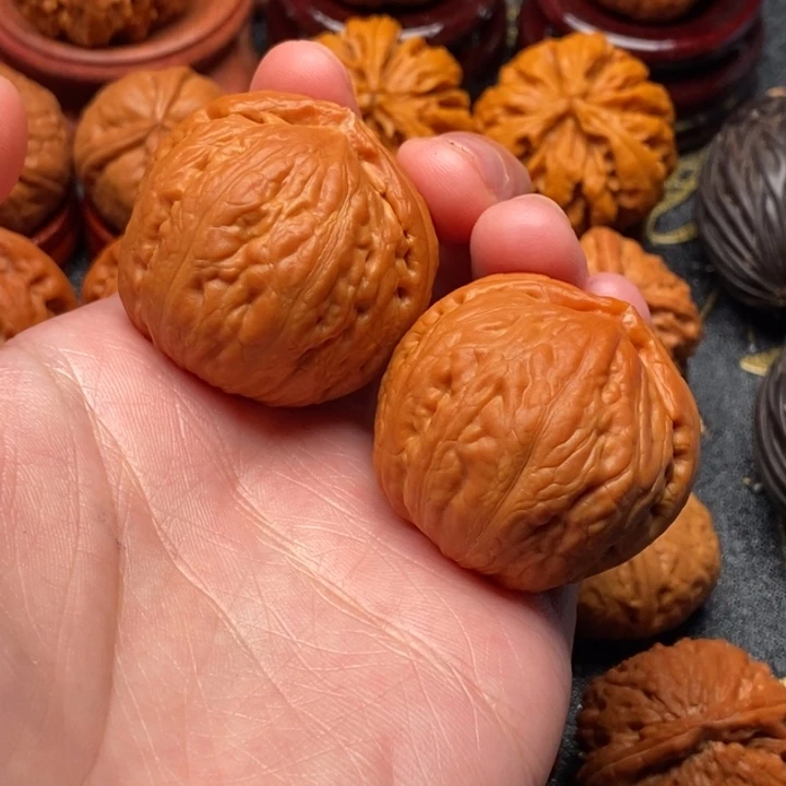 張***爺文玩核桃吊坠南瓜墩元宝