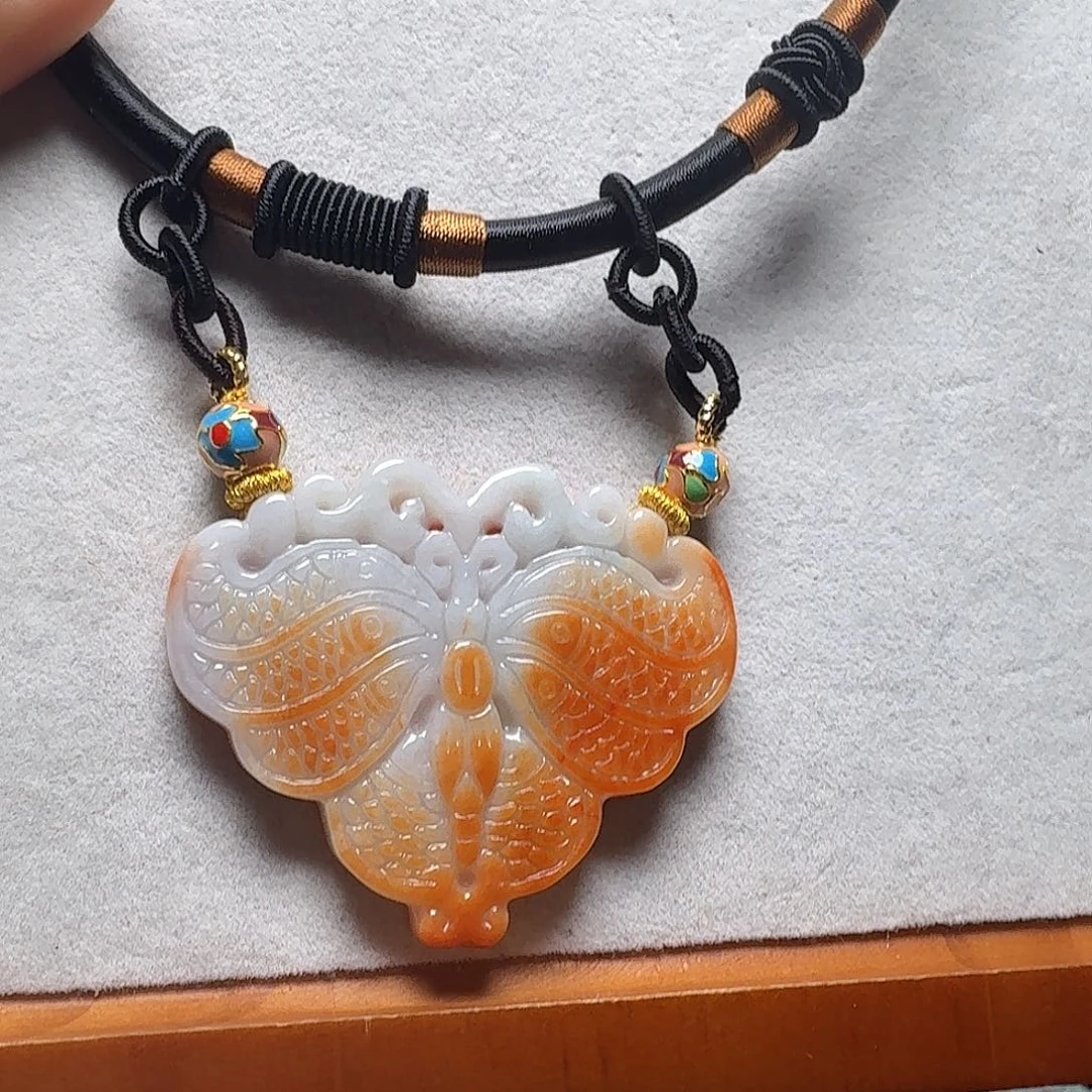 吊坠(赠链)未镶嵌翡翠