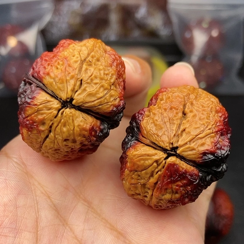 【闪购商品】把件文玩核桃38尺饕餮金蟾48克