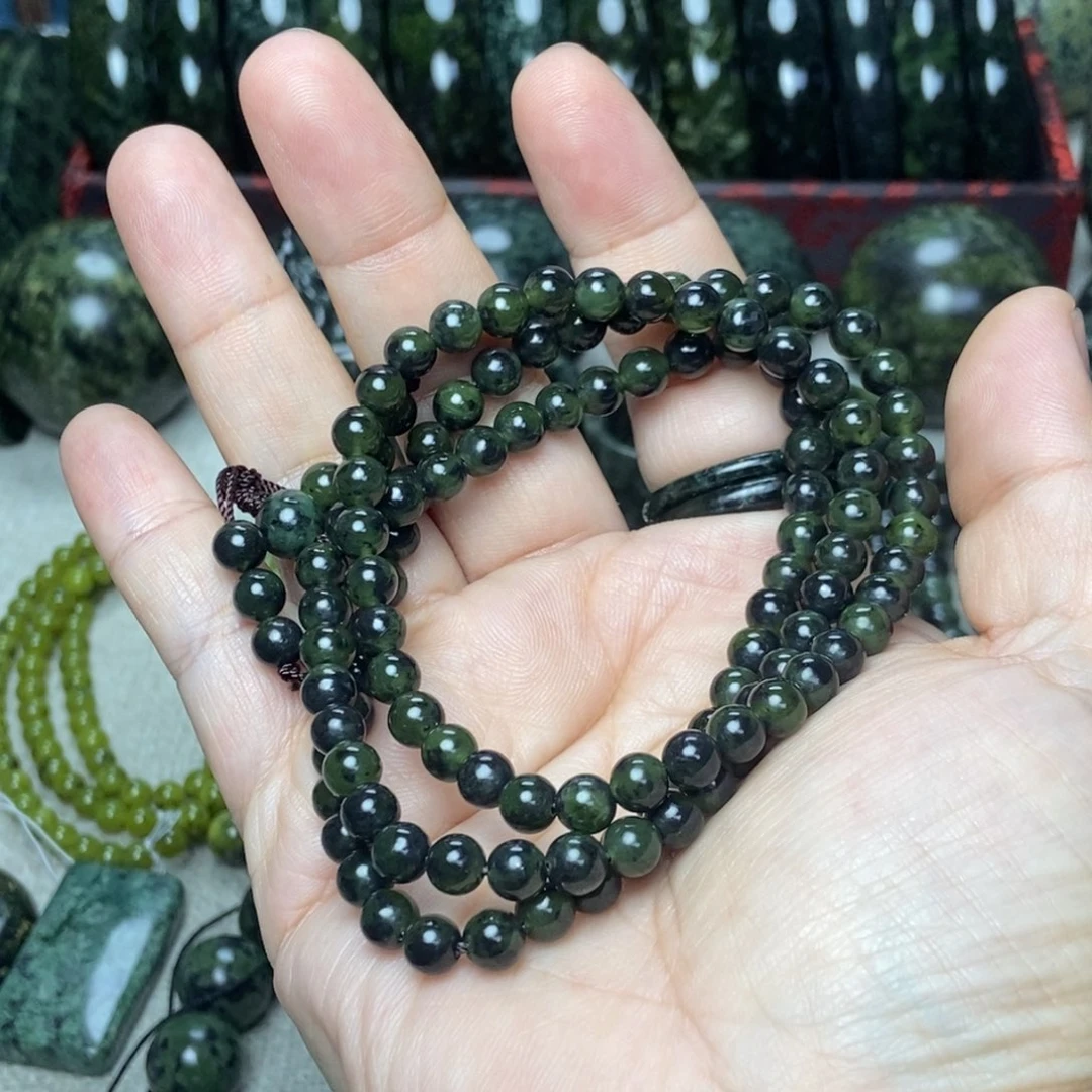 未镶嵌蛇纹石玉手链唐*