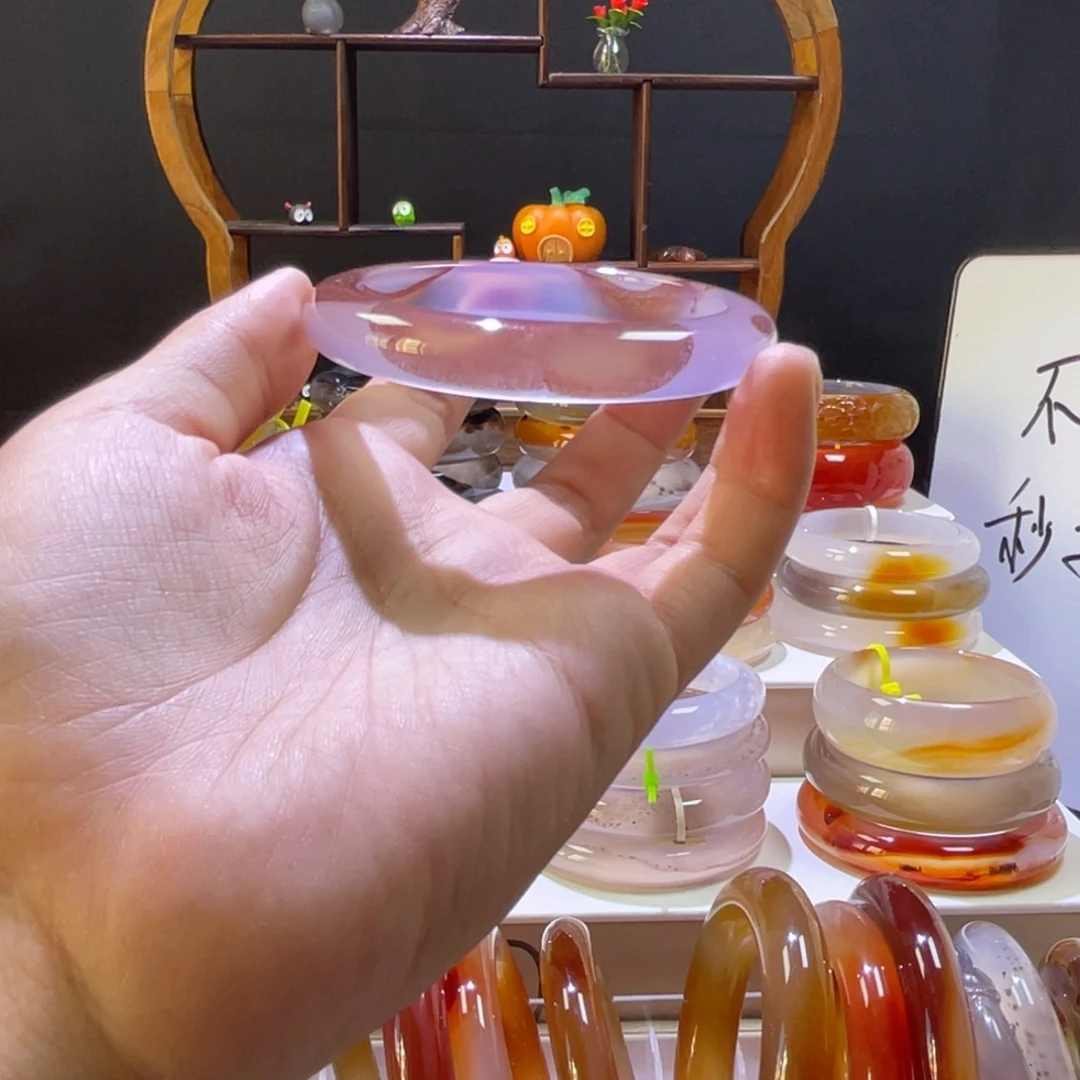 玛瑙/玉髓手镯未镶嵌
