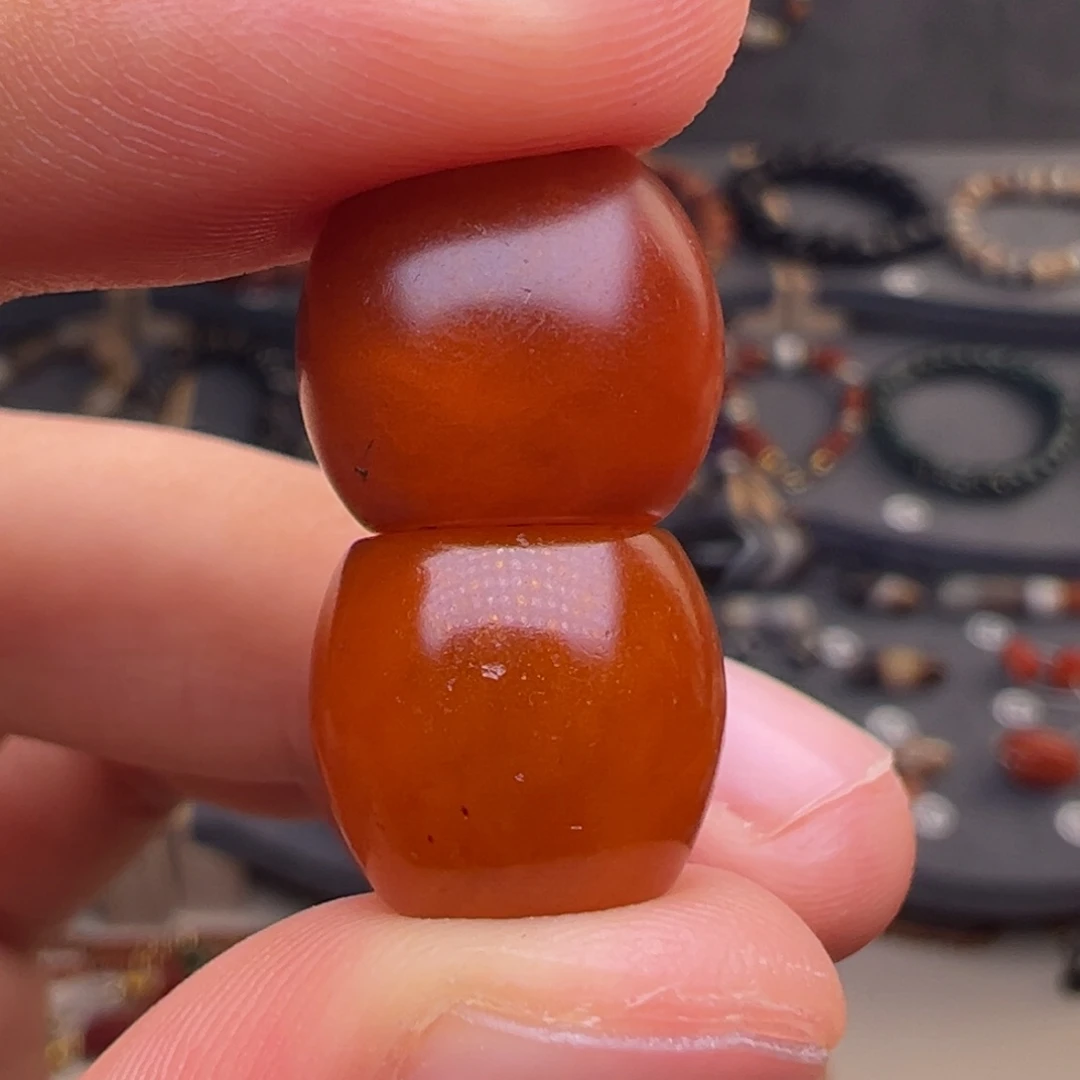 欧***特未镶嵌颈饰琥珀蜜蜡