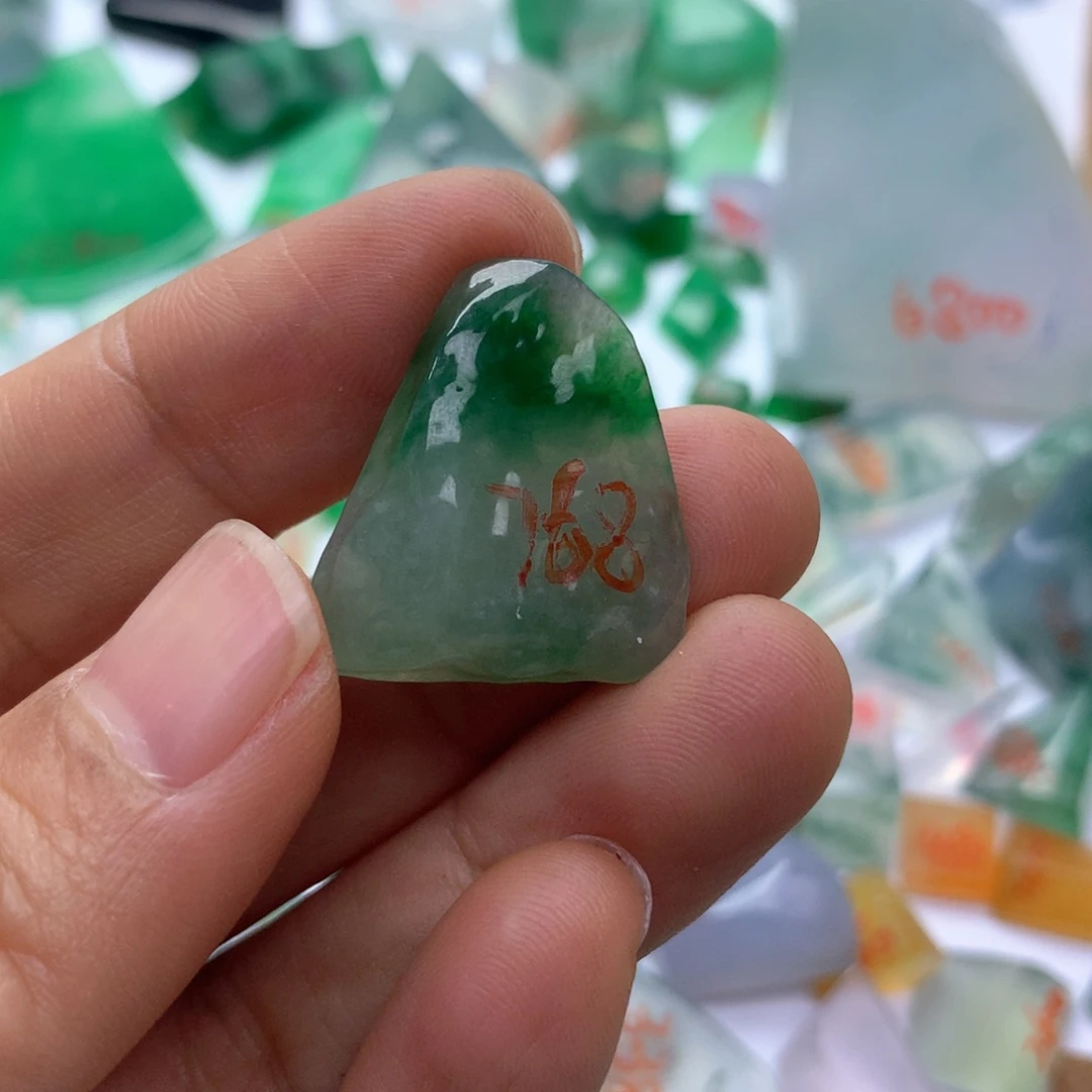 定制翡翠未镶嵌l***y天然翡翠
