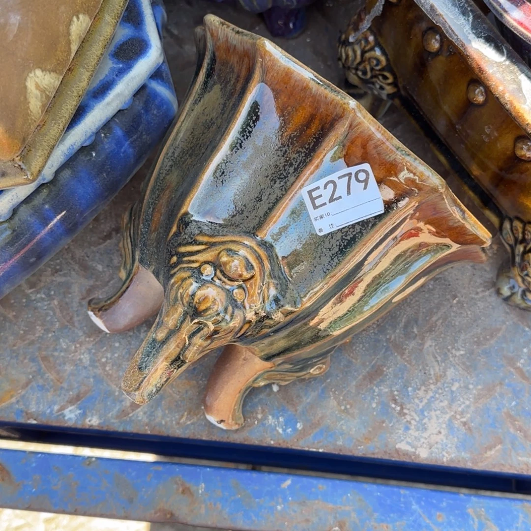 五***哥紫砂花盆279瑕疵品