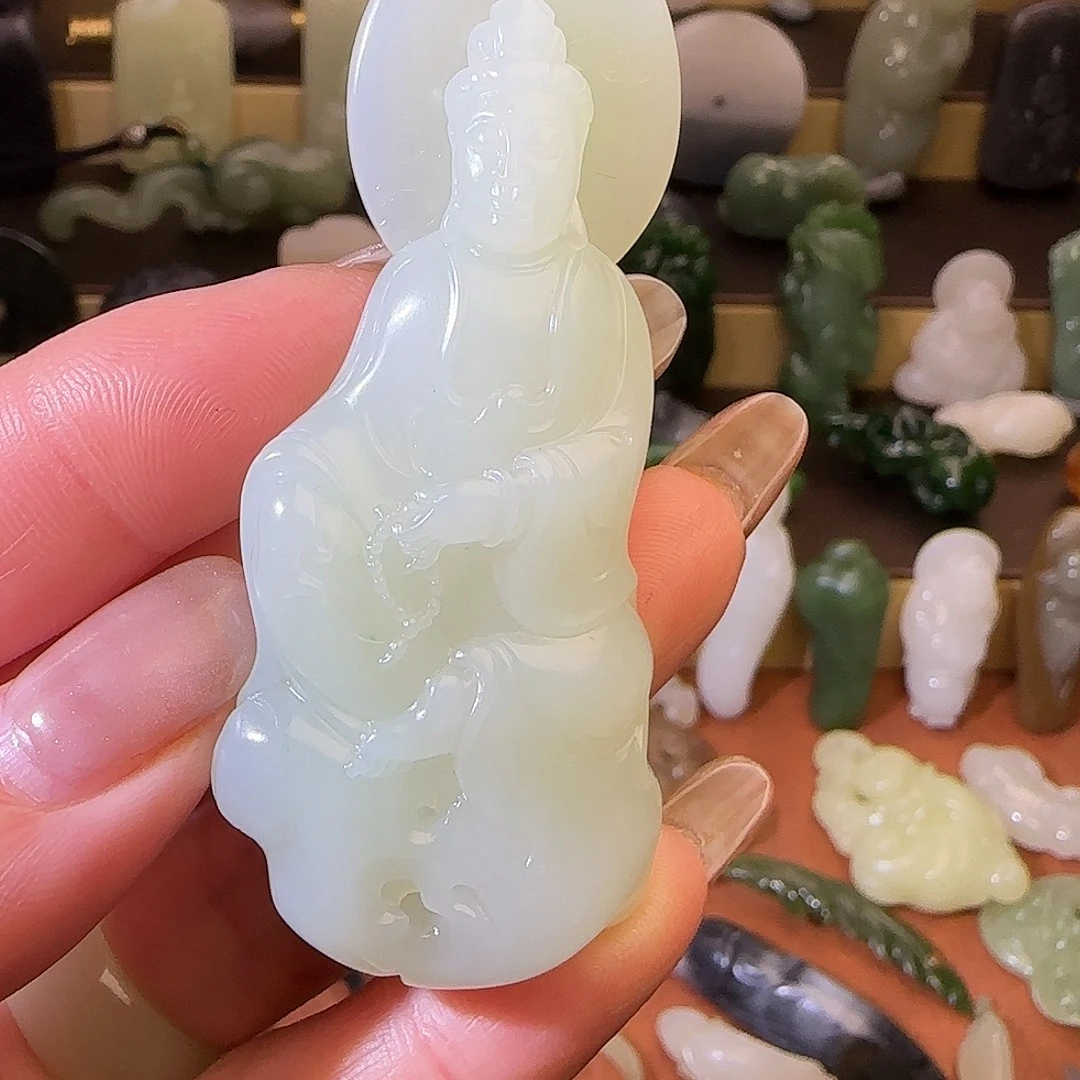 和田玉未镶嵌颈饰